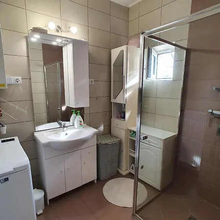 Дом отдыха Beke Szigete Денешдиаш