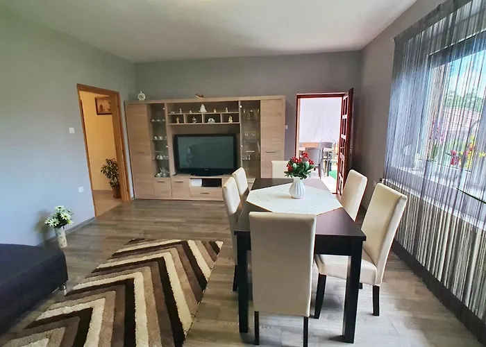 Nyaraló Béke Szigete *