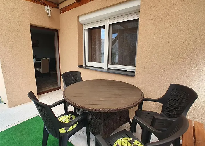 Béke Szigete Nyaraló *